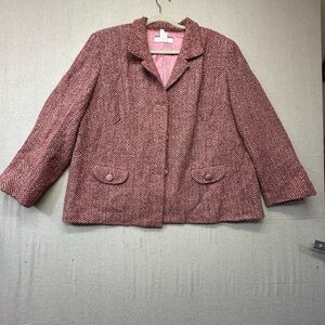 Elegant Pink Herringbone Blazer